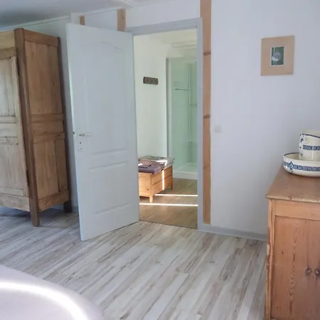D'hotes Le Cartounier Bed and breakfast Pinel-Hauterive