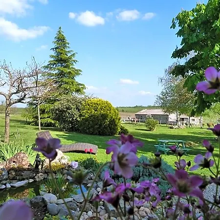 D'hotes Le Cartounier Bed and breakfast